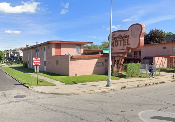 Fontaine Motel - Older Street View (newer photo)